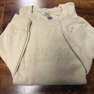 Mama Embroidered Sweatshirt